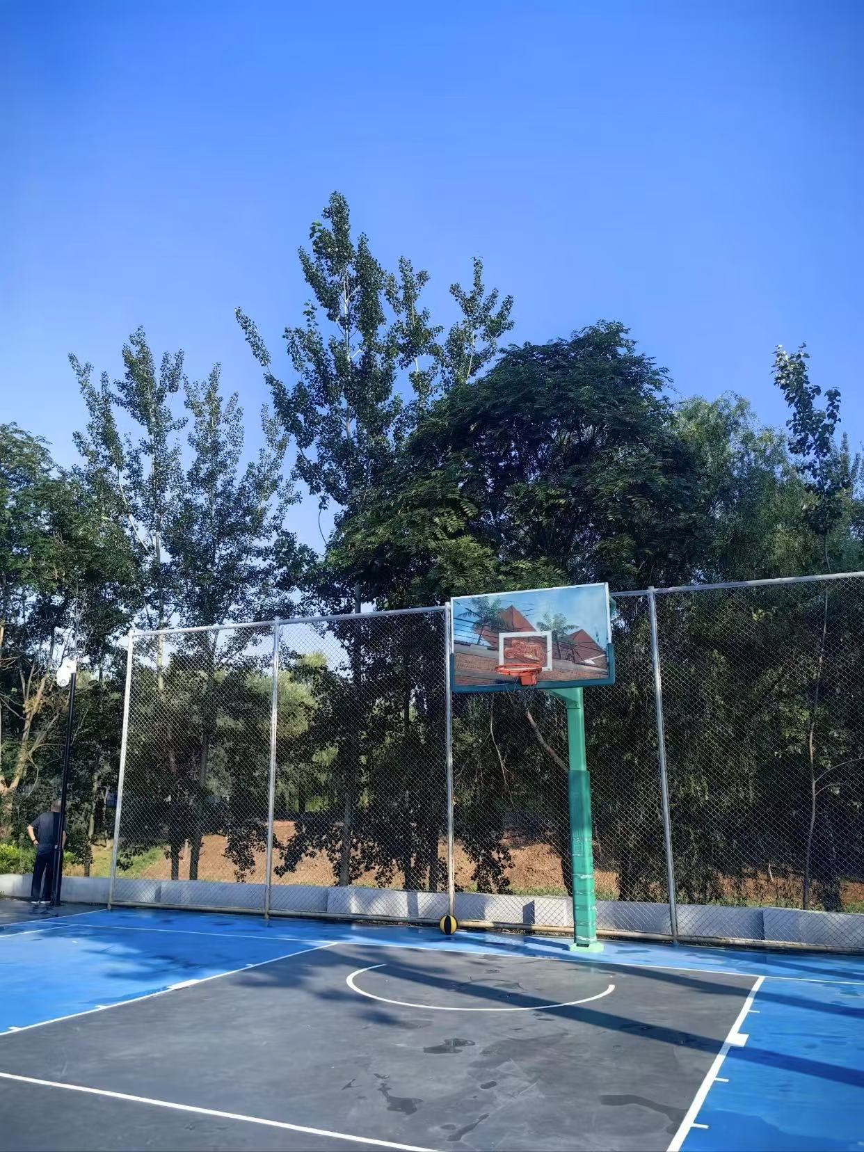 孩子运动安全大揭秘：选硅PU球场的三个硬核理由